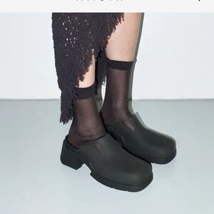 Blissa Black Mules